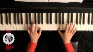 quotSanta Luciaquot Piano Tutorial SLOW [upl. by Ettevi]