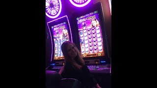 TOP Progressive JACKPOT Bat Girl and Catwoman Slot Machine Bonus Max Bet [upl. by Lipkin824]