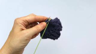 Easy Lace Sock  Grafting the toes with Kitchener Stitch [upl. by Inalial]