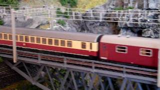 HAG Ae 47 mit schweren Stahlwagen und Re 44 I mit TEE Bavaria [upl. by Nauqed]