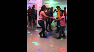 Bailando cumbia sonidera [upl. by Aura]