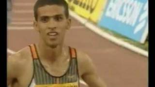 Record du monde du 1500m masculin  Hicham El Gerrouj 326quot00 Rome 1998 [upl. by Eitirahc]