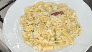 PASTA E CAVOLFIORE ALLA NAPOLETANA Italian food official 2023 [upl. by Anidam516]