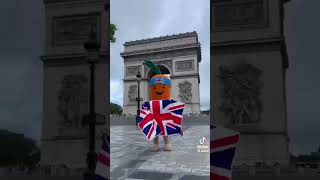 Kevin the carrot Paris 🥕 [upl. by Etnasa402]