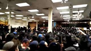 Thousands Greet Rubashkin Inside 770 [upl. by Nos325]