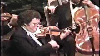 Itzhak Perlman Shreds Mendelssohn Violin Concerto [upl. by Lebisor]