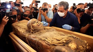 Archeologists Opened an Egyptian Mummy Coffin After 4500 years What They Found SHOCKE [upl. by Ecinwahs]