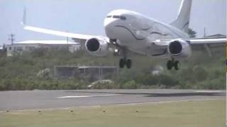 Boeing 737 landing Anguilla [upl. by Atikram]