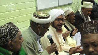 Mawlid with Habib Umar bin Hafiz 2011 [upl. by Goraud]