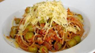 Recept Spaghetti bolognese met olijven [upl. by Lundgren]