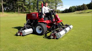 SpeedCutBox fairwayklippning Toro Reelmaster 6700D [upl. by Dexter]