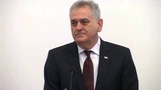 Tomislav Nikolic ispravlja prevodioca na engleskom [upl. by Lauretta752]