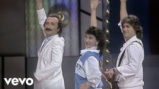 Ricchi E Poveri  Voulez vous danser EuroShow 12051984 [upl. by Lennor]