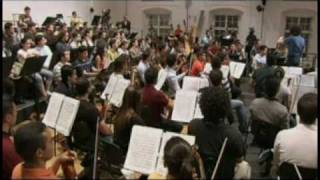 1 de 3  Dudamel  Mahler Sym No 1 documental [upl. by Georas717]