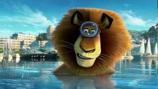 MADAGASCAR 3  Los Fugitivos Trailer oficial doblado al español 2 [upl. by Nace]