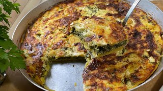 Lakrore tradicionale me miell misri me spinaqTraditional Albanian corn flour spinach pie recipe [upl. by Kelbee]