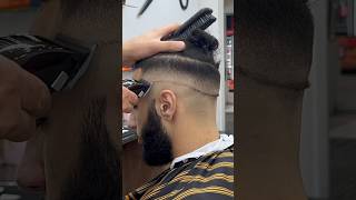 Easy tutorial for a perfect skin fade barber hairstyle fademaster fadeundercut freshfade fade [upl. by Aicekan828]