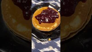 Kis kis ko pancakes pasand he pancake pancakerecipe pancakes food foodblogger recipe cook [upl. by Werdma]