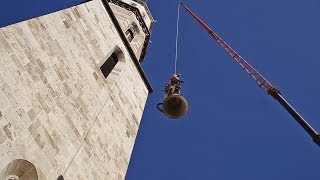 Así se subieron las campanas de san Agustín al campanario [upl. by Noisla]