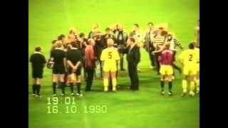 Abschiedsspiel HansGünter Bruns 16101990 auf dem Bökelberg VorNach dem Spiel [upl. by Chappie]