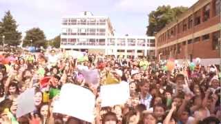 NAFARROA OINEZ 2012 Lip Dub Begitara Begira San Fermin Ikastola [upl. by Searcy908]