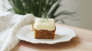 투박한 당근케이크  Carrot Cake with Cream Cheese Frosting  Honeykki 꿀키 [upl. by Caspar]