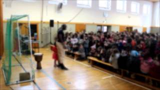 Justin Zongo in der Innenstadt Grundschule Rüsselsheim [upl. by Nosirrah860]