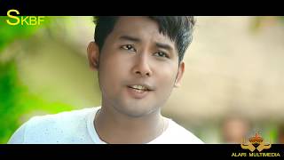 Selfie Selfie  New Boro Movie ANG BORO Song  Ft Lingshar and Sanjita Official Video 2017 [upl. by Aicen]