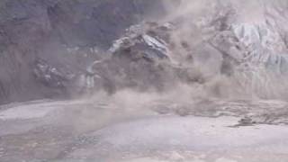 Volcano in Iceland  flash flood from Eyjafjallajökull glacier [upl. by Tessil]