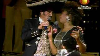 Celia Cruz y Vicente Fernández  El Rey [upl. by Solegnave]