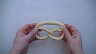 Comment former un bretzel  How to shape a bretzel [upl. by Blas]