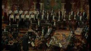 Mozart Requiem Mass in D Minor VIII  Hostias [upl. by Carlie]