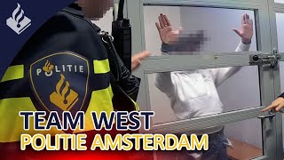 Politie  Amsterdam NieuwWest  Aanrijding op de A10  Winkeldiefstal  Aanhouding verzet [upl. by Rockie]