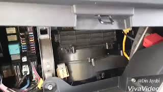 Servis aircond menggunakan aeropak air conditional cleaner [upl. by Gilberta]