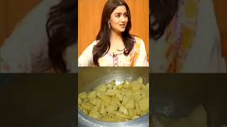 Alia bhatt ka favorite food jeera Aloo fry food tastybites aliabhatt favfood aloo sabji [upl. by Eednus]