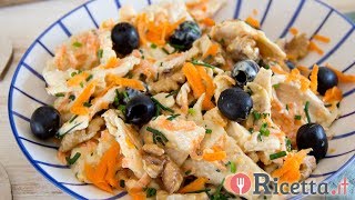 Insalata di pollo light allo yogurt  Ricettait [upl. by Etteval]