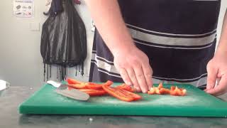 Solomons How to cut capsicum [upl. by Netsruk]