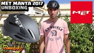 Casco MET MANTA 2017 [upl. by Llerdnam]