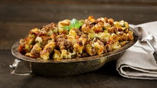 Recipe Traditional Sausage Stuffing [upl. by Flowers]