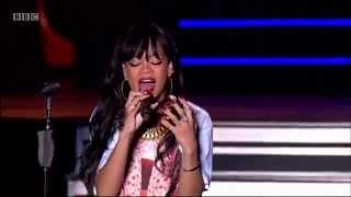 Rihanna performing Love The Way You Lie pt 2 live at Hackney music festival [upl. by Maidel]