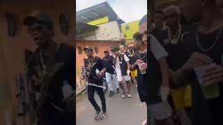 OROCHI COM SEGURANÇA FORTEMENTE ARMADA EM SHOW NA FAVELA DA VILA VINTÉM [upl. by Spieler]