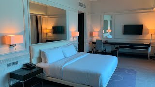 Le Meridien Mina Seyahi Deluxe Room Tour [upl. by Zetram]