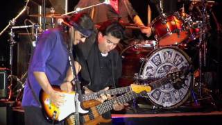 Los Lonely Boys Im a Man CCCR HD [upl. by Eicart]