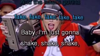 Taylor Swift  Shake it Off Instrumental with lyrics Karaoke [upl. by Ruberta972]