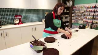 Latorta Online Tutorials  Ganaching a Cake [upl. by Agemo]