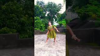 Boro Loker Beti Lo Lomba Lomba Chul  Genda Phool dance short video viral [upl. by Herculie]