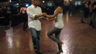 Bachata Dominican Style Nino y Kelly [upl. by Annahaj678]