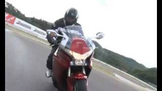 1er essai moto Honda VFR1200F Japon 2009 par MotoStation [upl. by Tristis469]