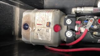 Why a Dump Trailer Hydraulic Reservior Overflows amp How to Fix [upl. by Ardnalak128]