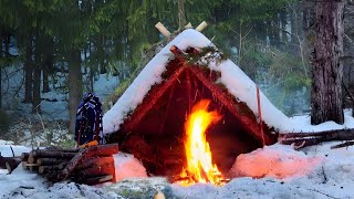 Caught in a SNOWSTORM  WINTER SURVIVAL BUSHCRAFT SHELTER in Heavy Snow Bushcraft Trip 4K [upl. by Peer113]